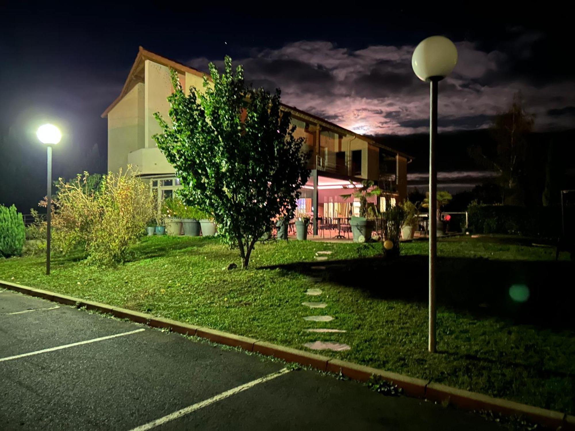 Abel Hotel Langeac Exterior photo